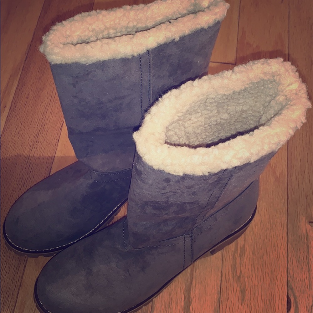 Brand New Snow Boots